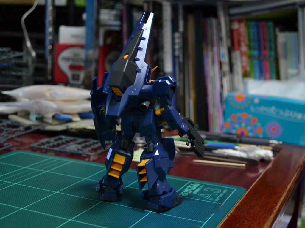 RX-121-2 ガンダムTR-1〈ヘイズル改〉実戦配備仕様 [Gundam TR-1 [Hazel Custom] “Combat Deployment Type”] 背面