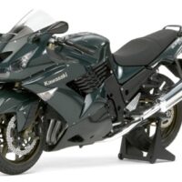 タミヤ MWC82 1/12 カワサキZZR1400 パールメテオグレイ 21082 4950344210824