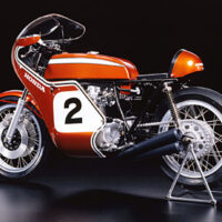 タミヤ 1/6 ホンダ CB750R 半完成モデル 23210 4950344232109