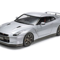 タミヤ 1/24 ニッサンGT-R 24300 4950344243006