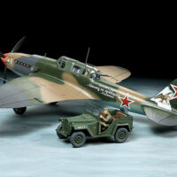 タミヤ 1/48 イリューシン IL-2 シュトルモビク・GAZ-67B セット 25212 4950344252121