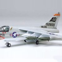 タミヤ 1/100 CP LTV A-7AコルセアⅡ 61607 4950344616077