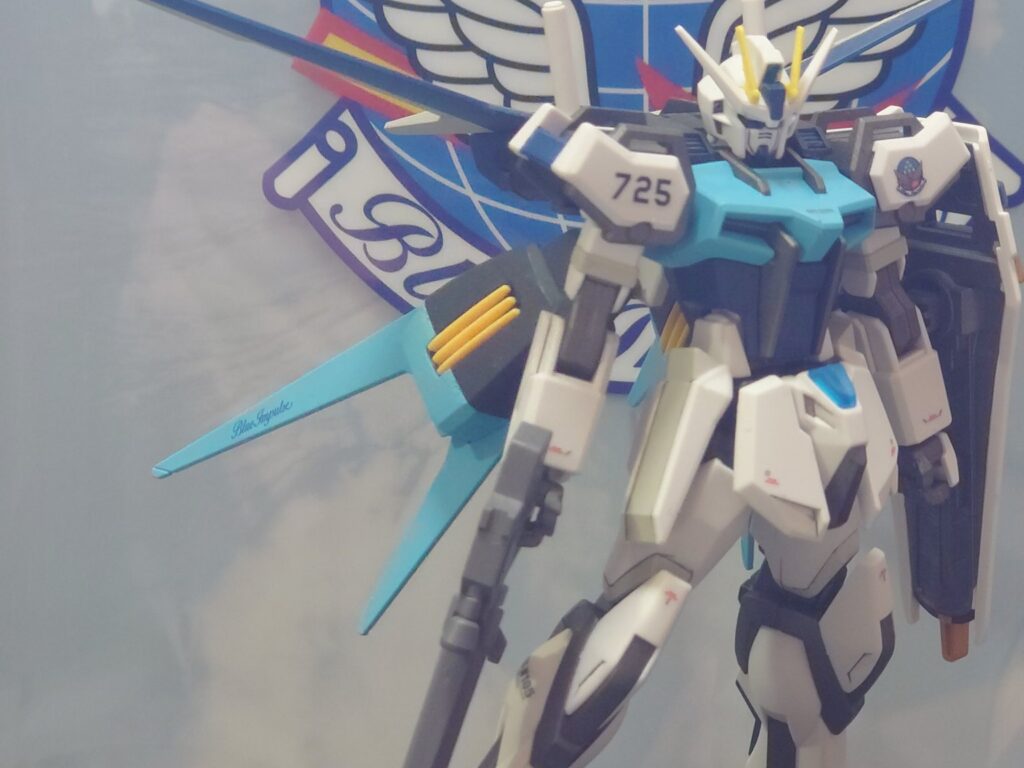 エールストライクガンダム　ブルーインパルス所属機仕様