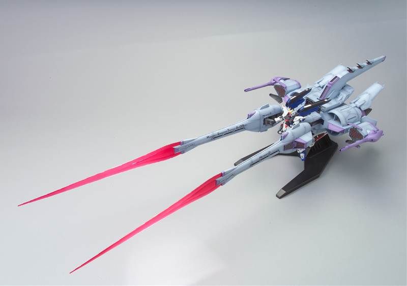 HG 1/144機動戦士ガンダムSEEDミーティアユニット＋フリーダムガンダム 