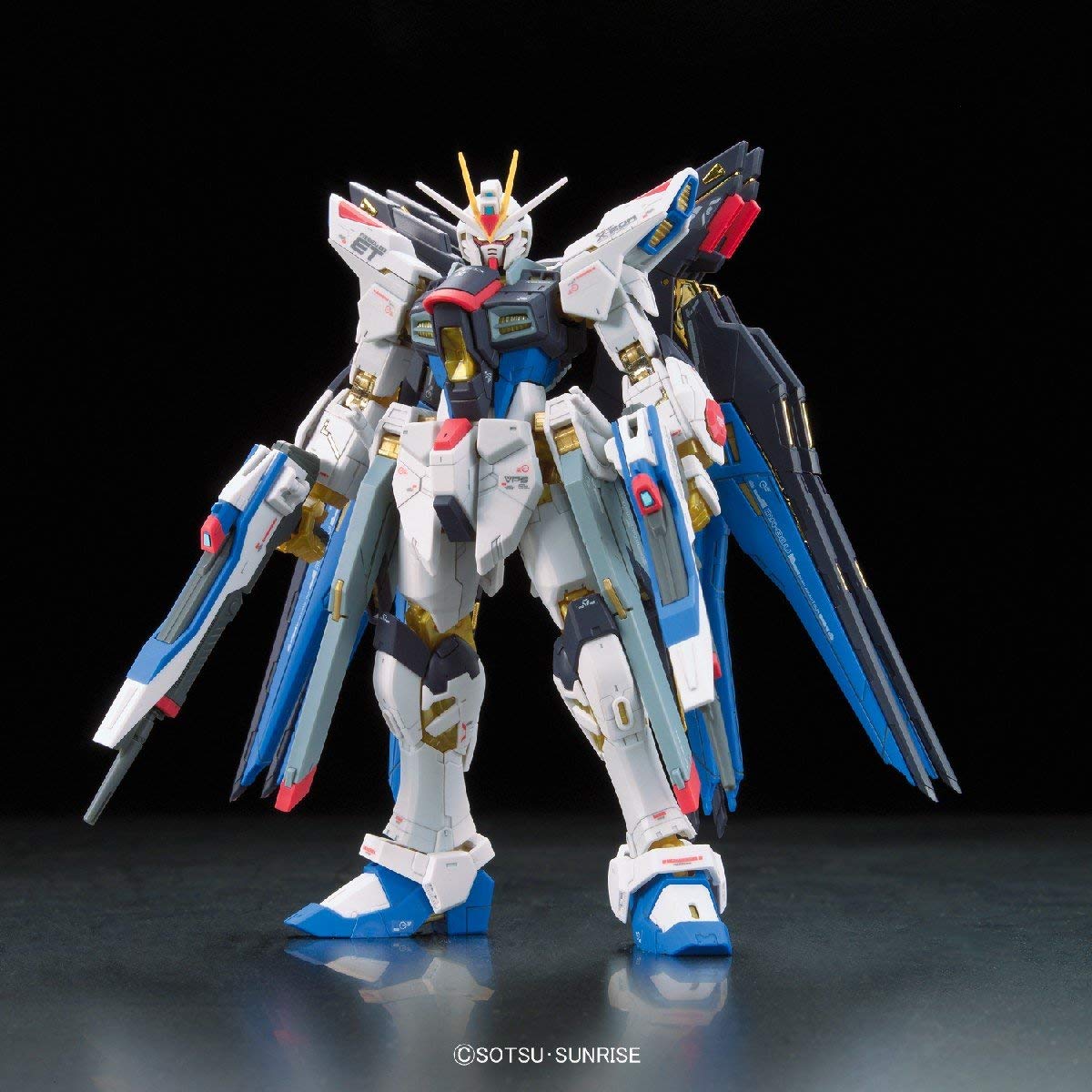 RG 1/144 ZGMF-X20A ストライクフリーダムガンダム [Strike Freedom Gundam] 0185139 4543112851390 5061617 4573102616173
